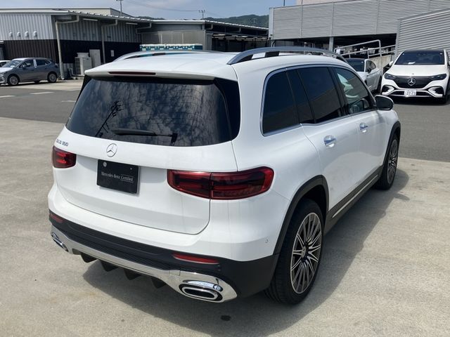 MERCEDES BENZ GLB