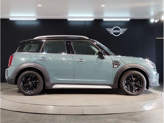 MINI COOPER D CROSSOVER