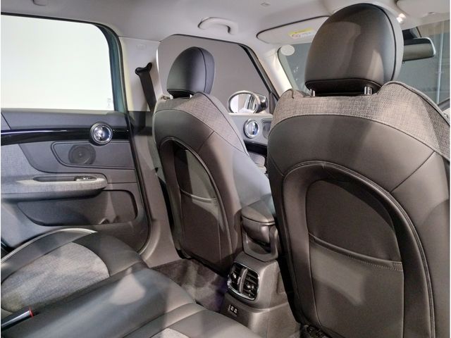 MINI COOPER D CROSSOVER