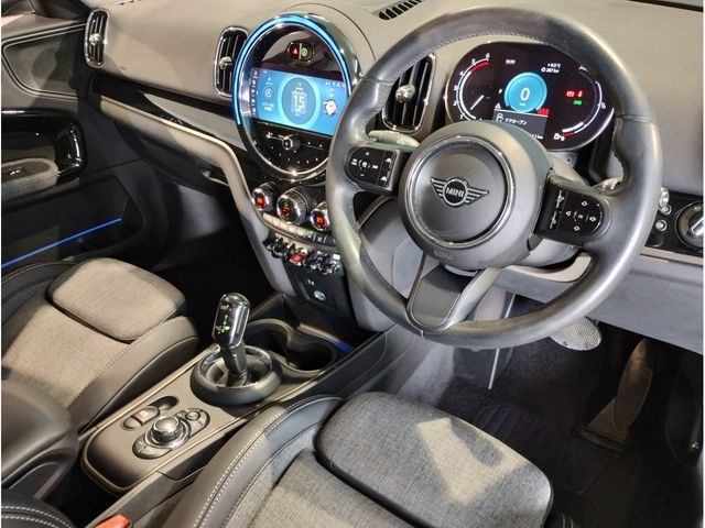 MINI COOPER D CROSSOVER