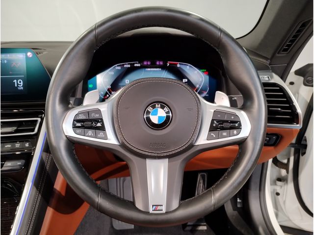 BMW 8series open