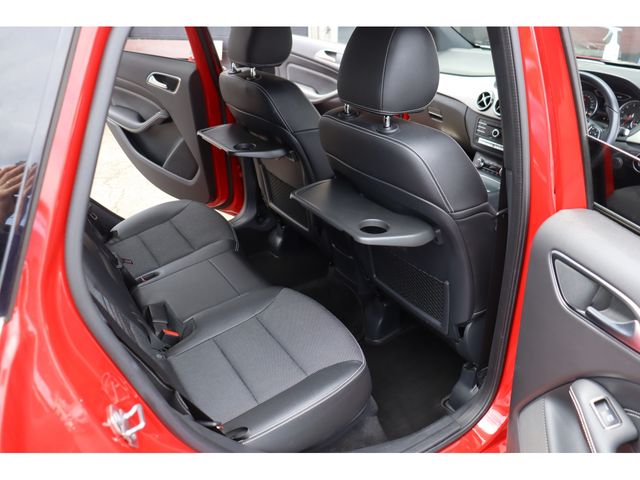 MERCEDES BENZ B class