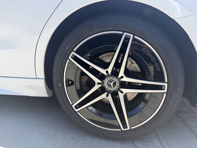 MERCEDES BENZ C class sedan