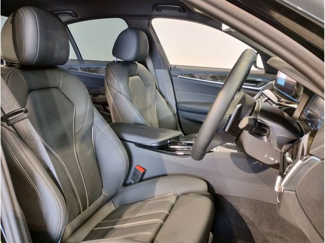 BMW 5series sedan