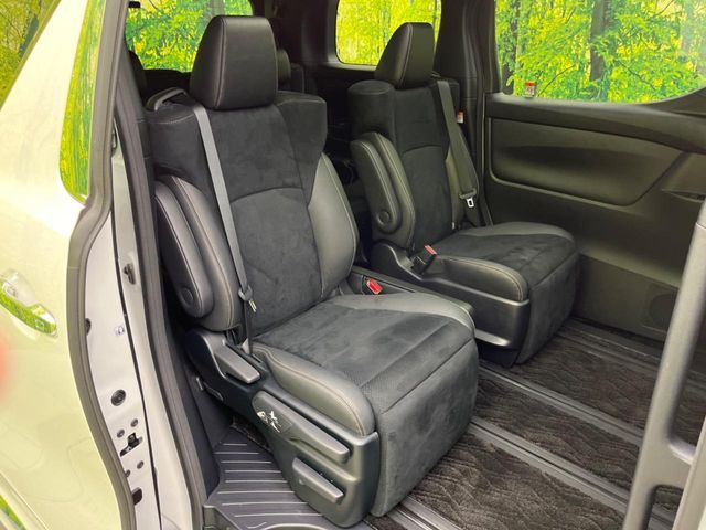 ALPHARD hybrid 4WD