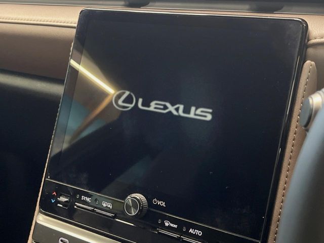 LEXUS LBX