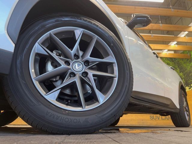 LEXUS LBX