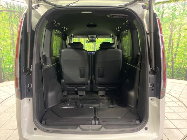 STEPWAGON e:HEV SPADA