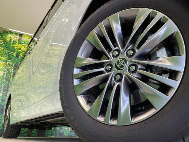 ALPHARD hybrid