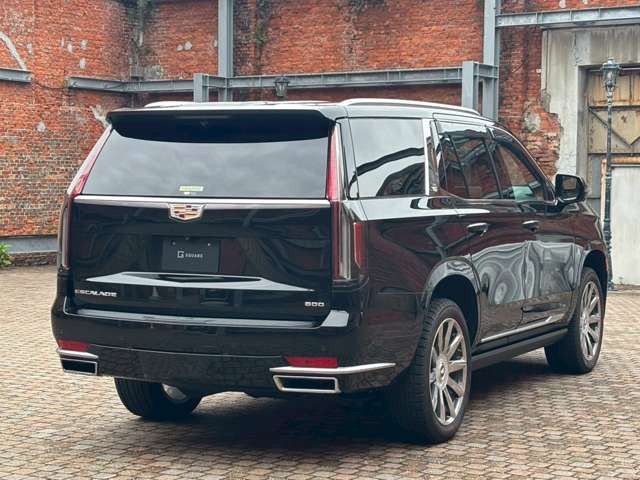 CADILLAC ESCALADE