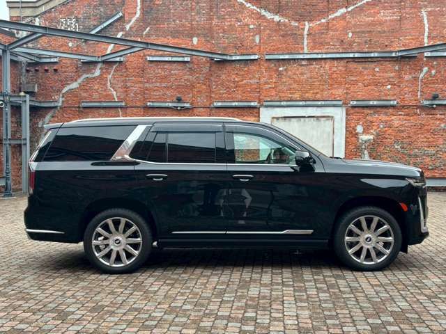CADILLAC ESCALADE