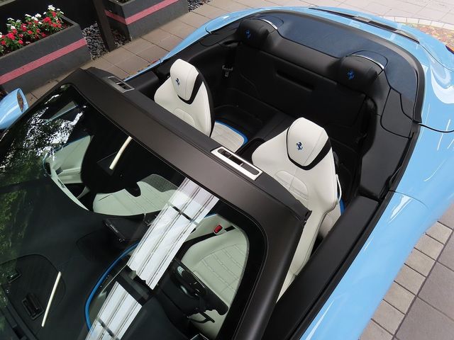 FERRARI Roma Spider
