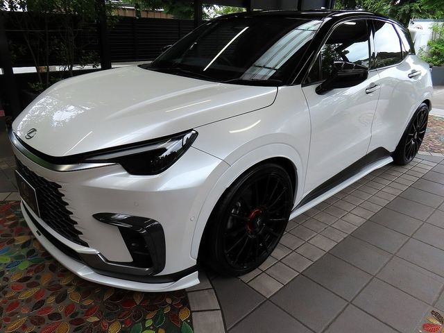 LEXUS LBX