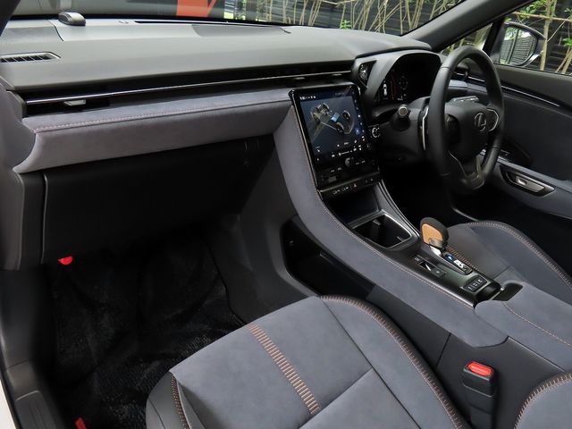 LEXUS LBX