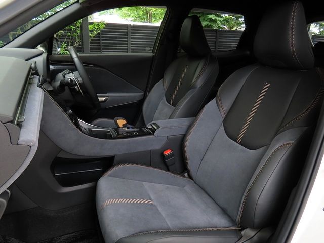 LEXUS LBX