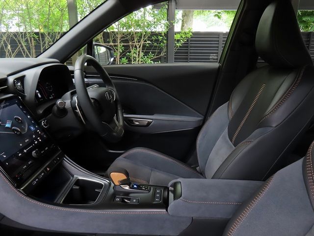 LEXUS LBX