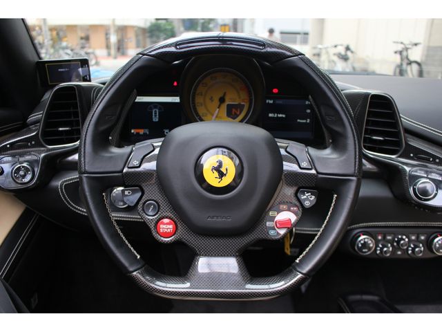 FERRARI 458 Spider