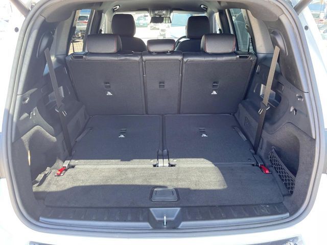MERCEDES BENZ GLB