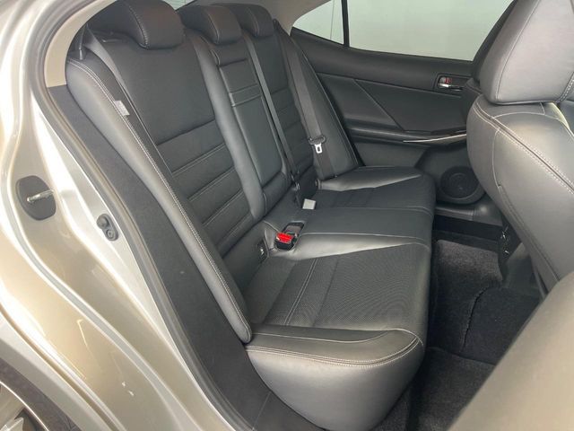 LEXUS IS250