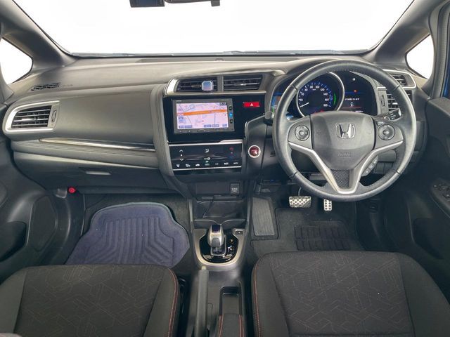 FIT HYBRID