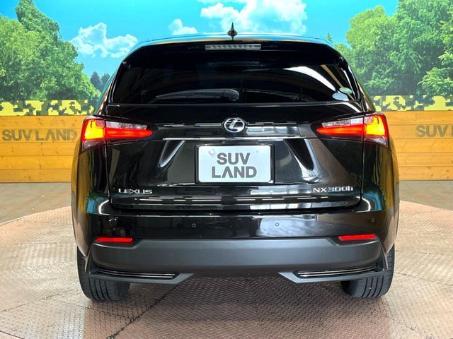 LEXUS NX300h