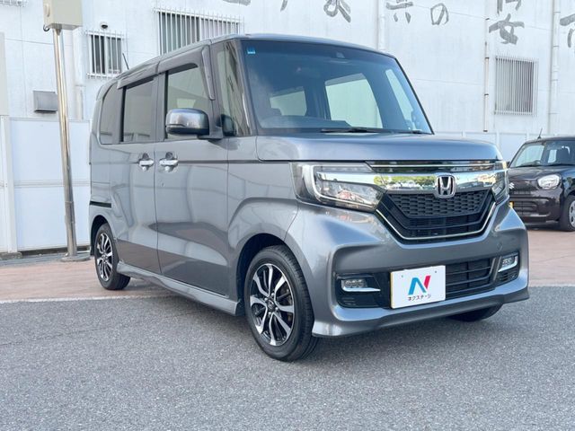 N BOX CUSTOM