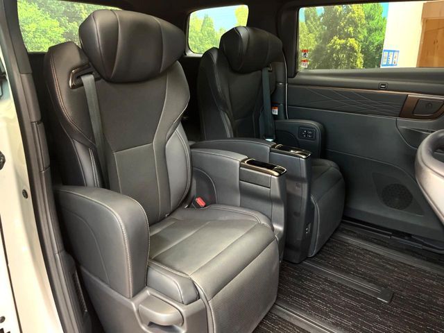 ALPHARD hybrid
