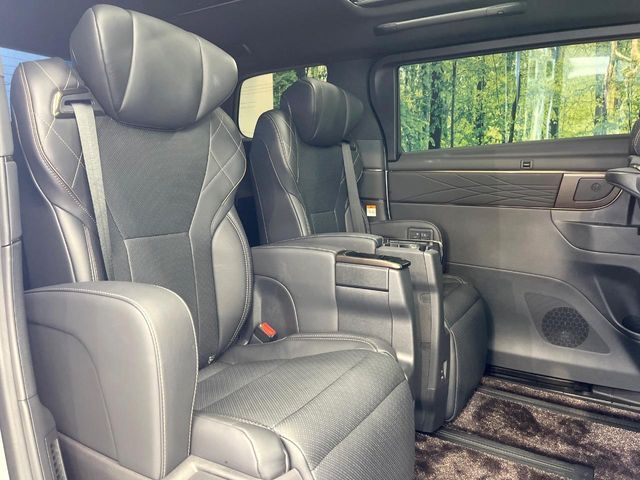 VELLFIRE  HYBRID