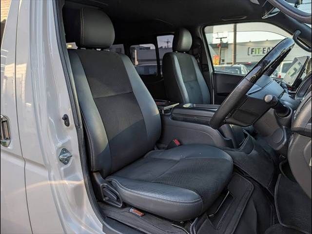 HIACE van 2WD