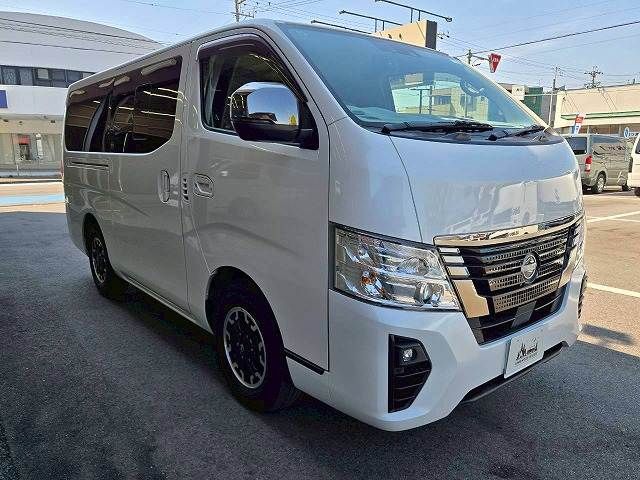CARAVAN van 2WD