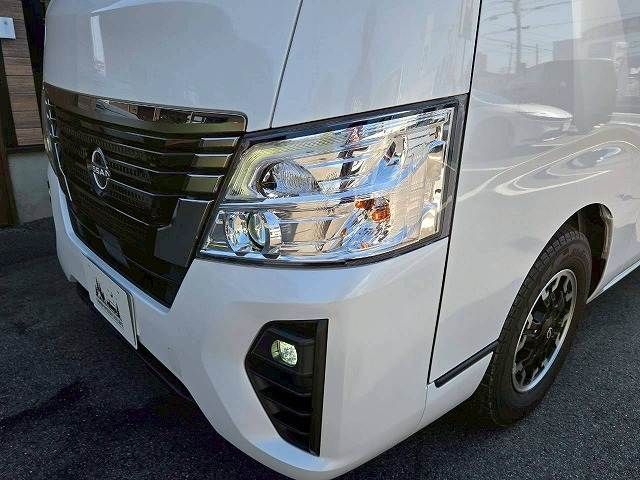 CARAVAN van 2WD