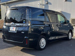 VOXY HYBRID