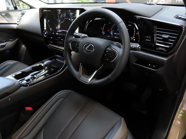LEXUS NX350 AWD