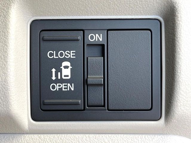 N BOX