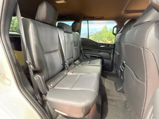 LANDCRUISER 250