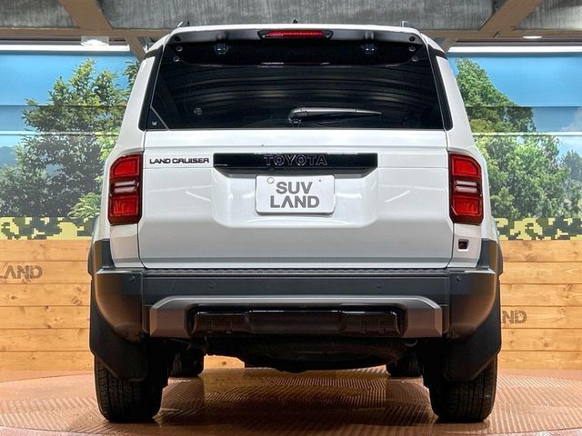 LANDCRUISER 250
