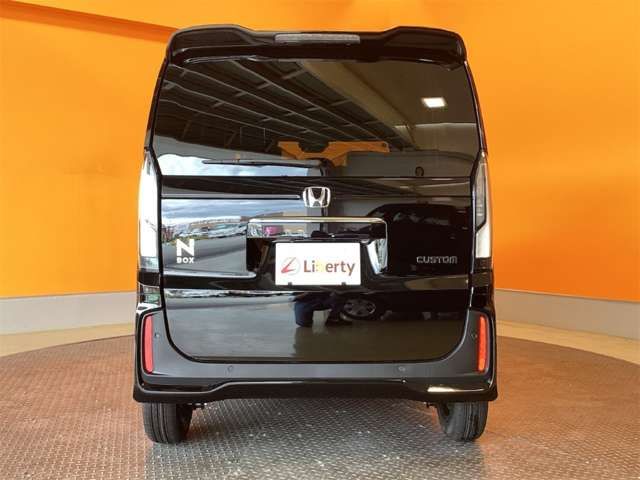 N BOX CUSTOM