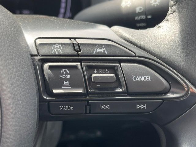 YARIS CROSS HYBRID