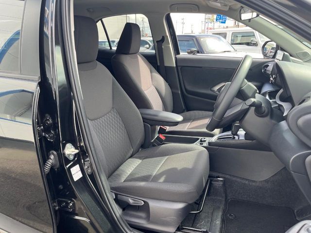 YARIS CROSS HYBRID