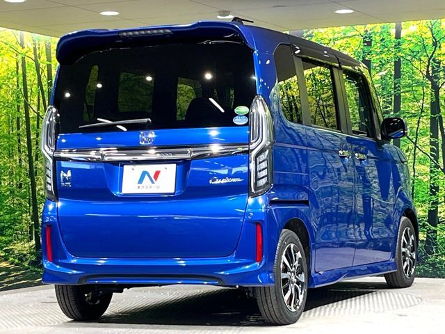 N BOX CUSTOM