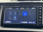 VOXY HYBRID