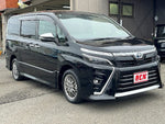 VOXY HYBRID