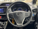 VOXY HYBRID