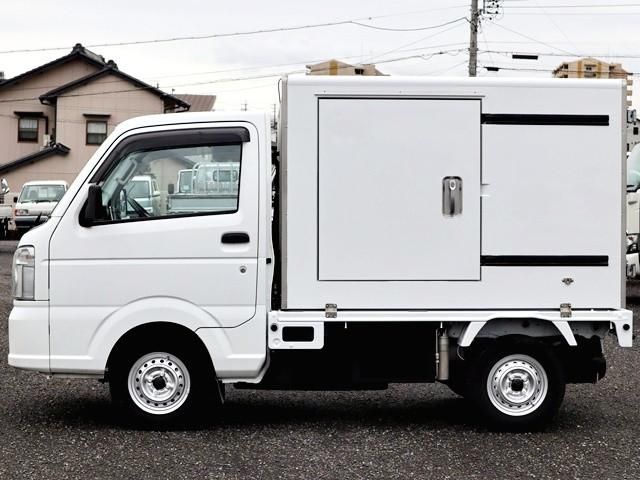 CARRY truck