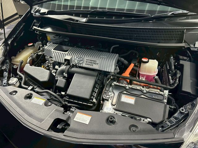 PRIUS Alpha