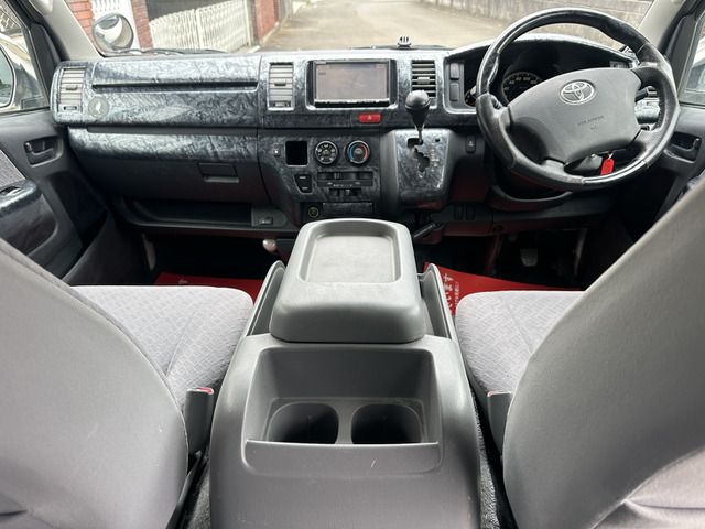 HIACE van 4WD