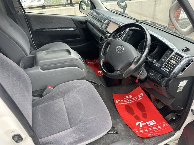 HIACE van 4WD