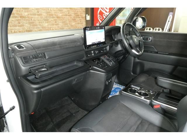 STEPWAGON e:HEV SPADA