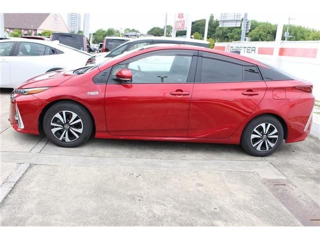 PRIUS PHV