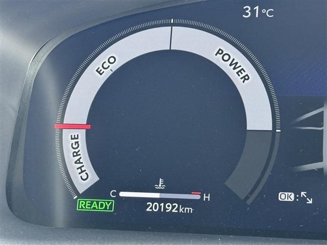 COROLLA CROSS HYBRID